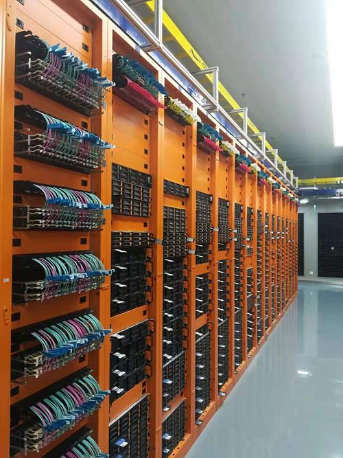 廣州深圳數(shù)據(jù)處理中心機(jī)房改造搬遷 冷熱通道封閉解決方案分析